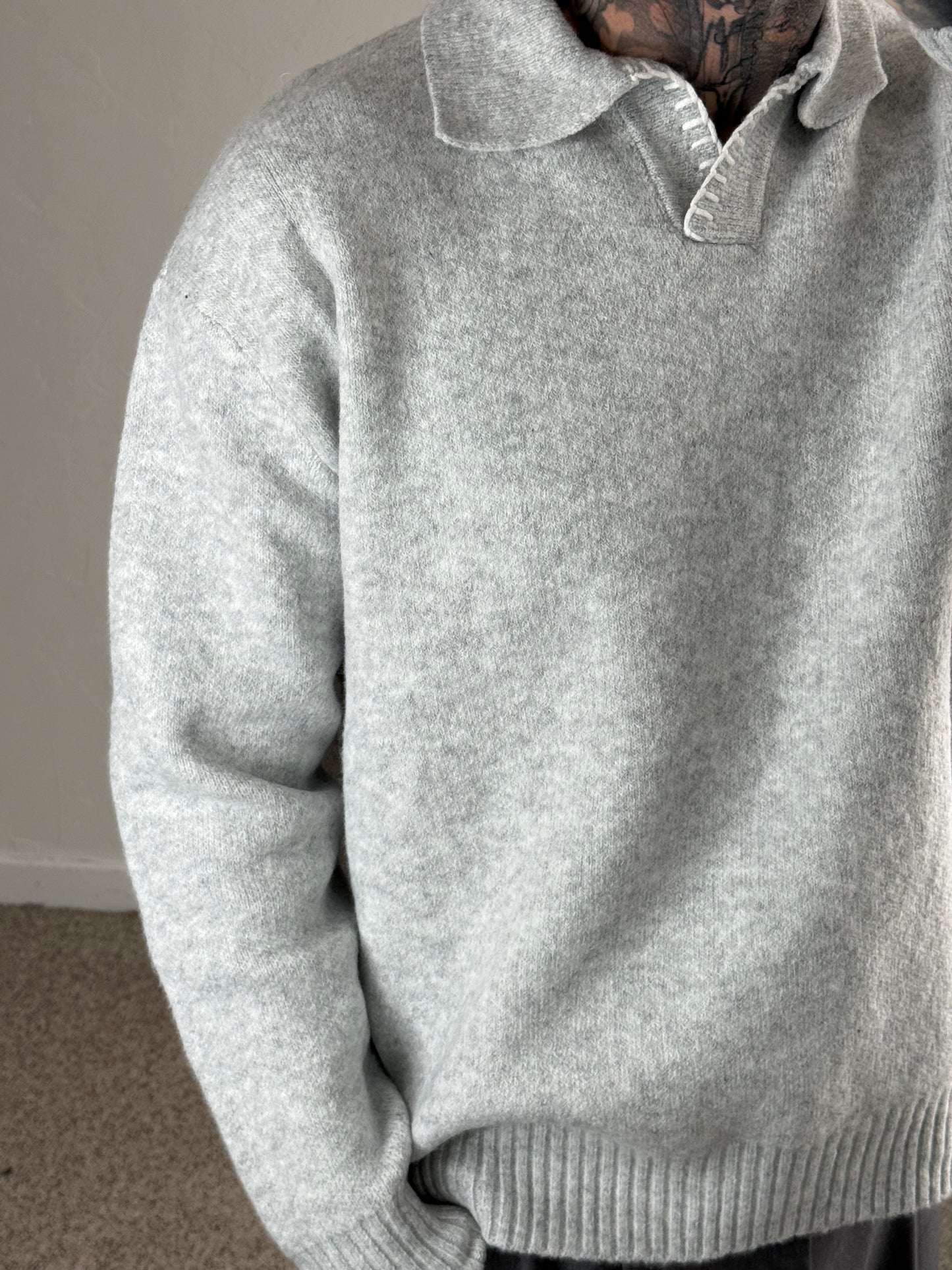 PULL GRIS