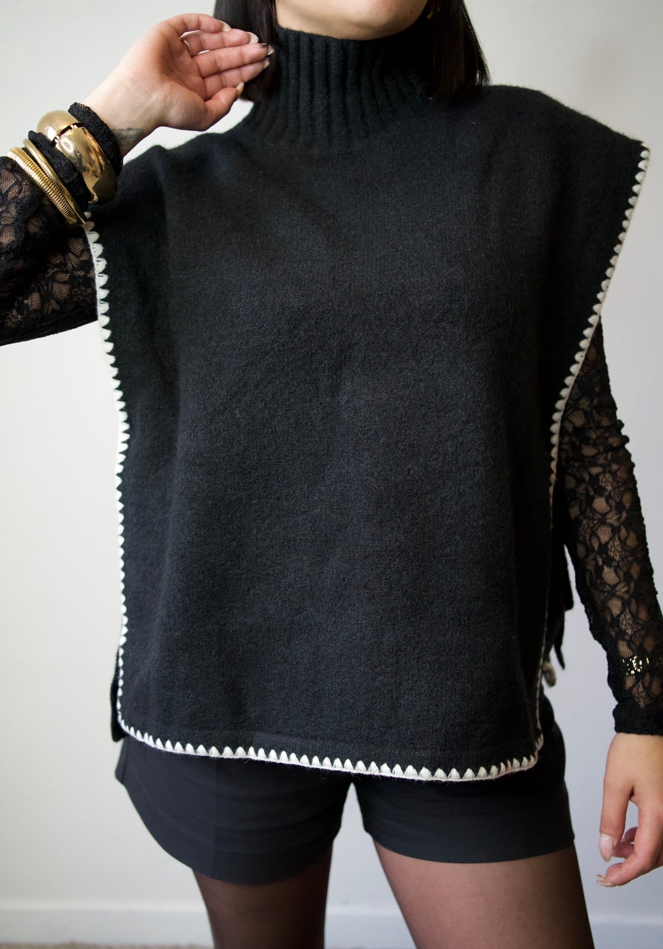 PULL SANS MANCHES LAURA