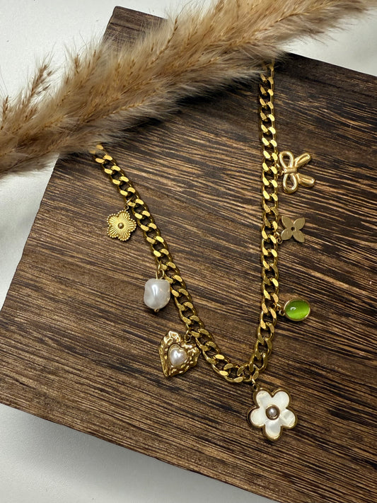 COLLIER 226