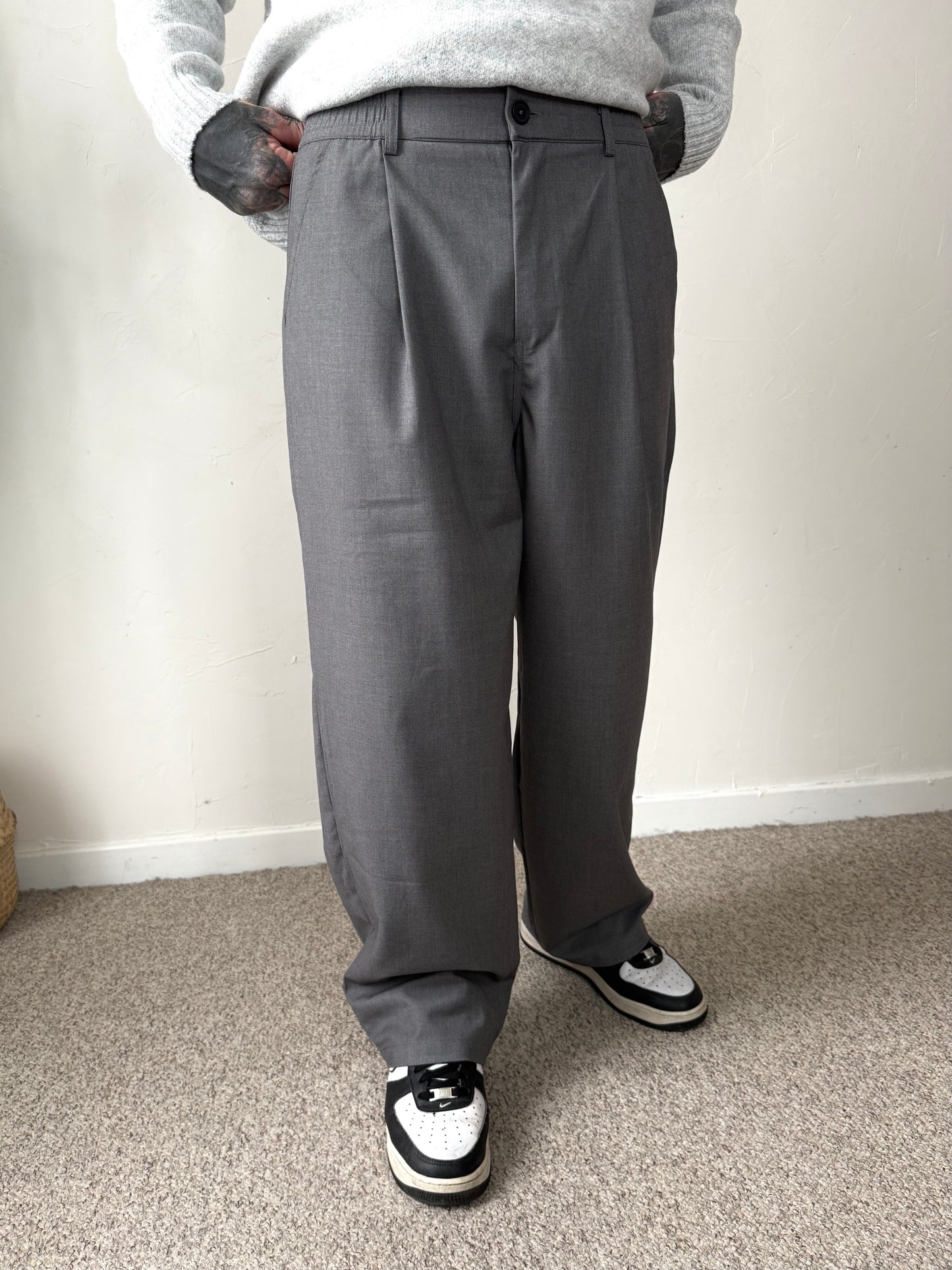 PANTALON GRIS