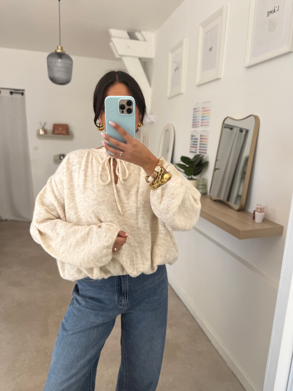PULL APRIL