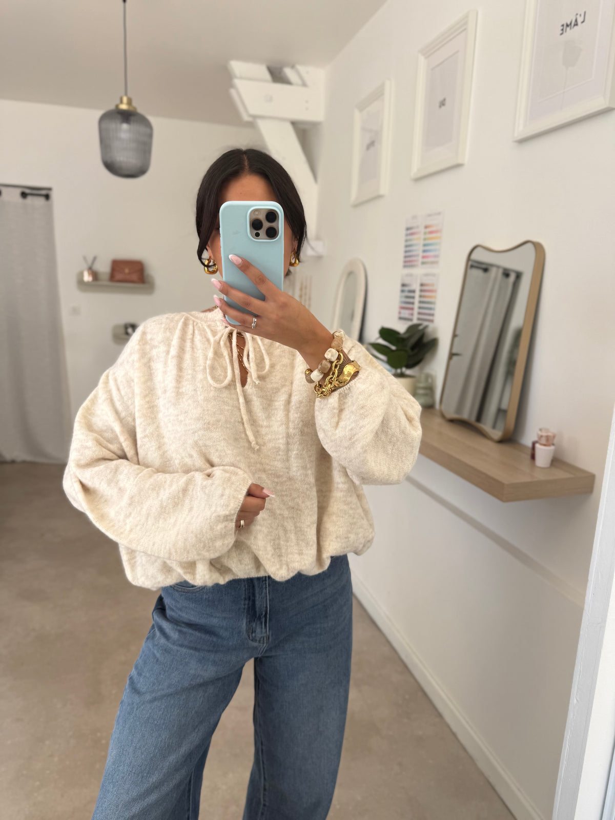 PULL APRIL