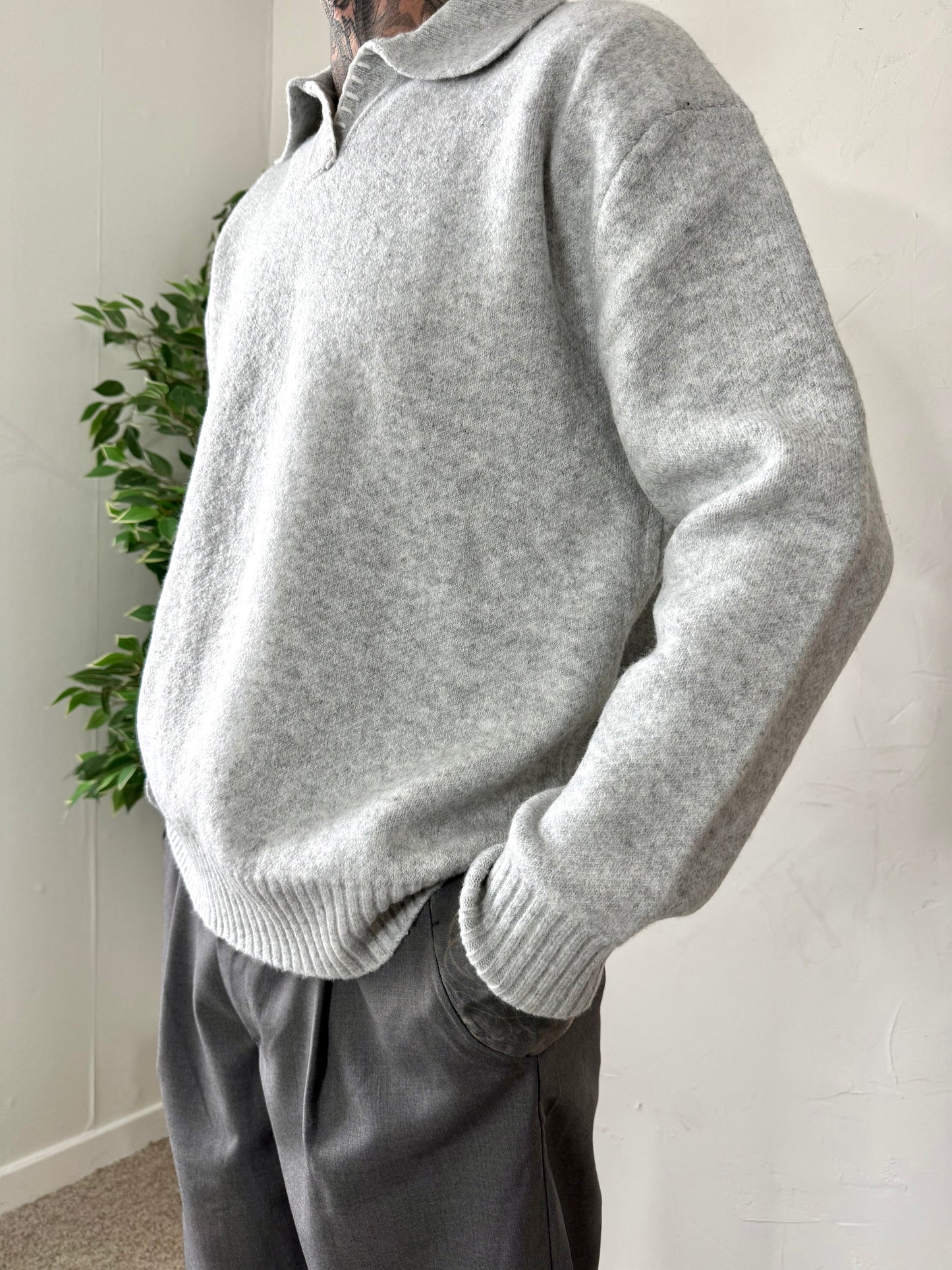 PULL GRIS