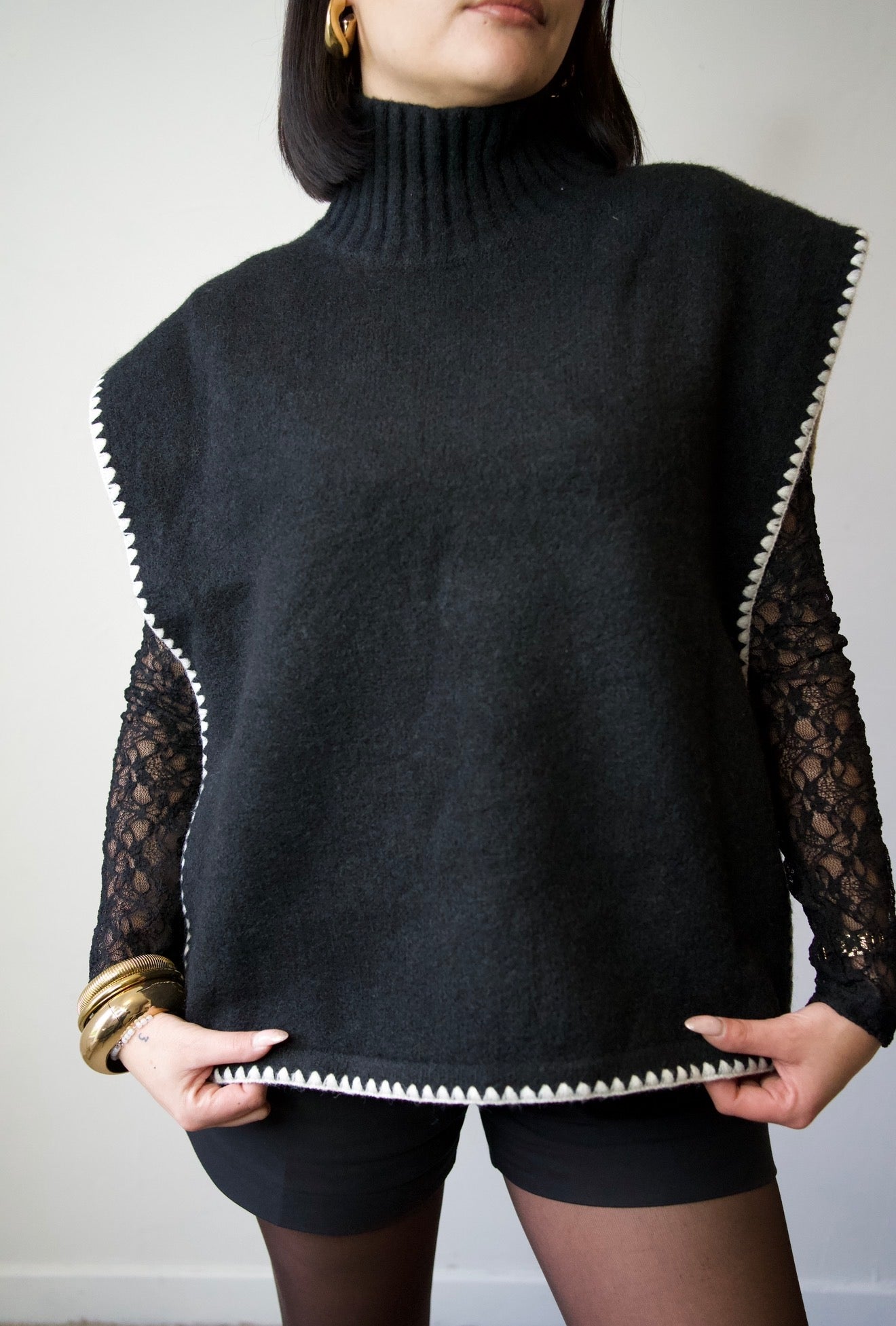 PULL SANS MANCHES LAURA
