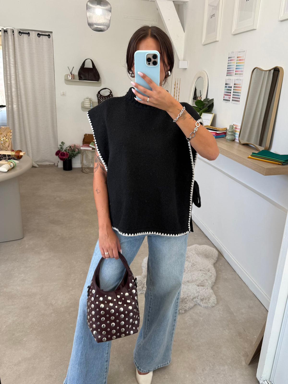 PULL SANS MANCHES LAURA