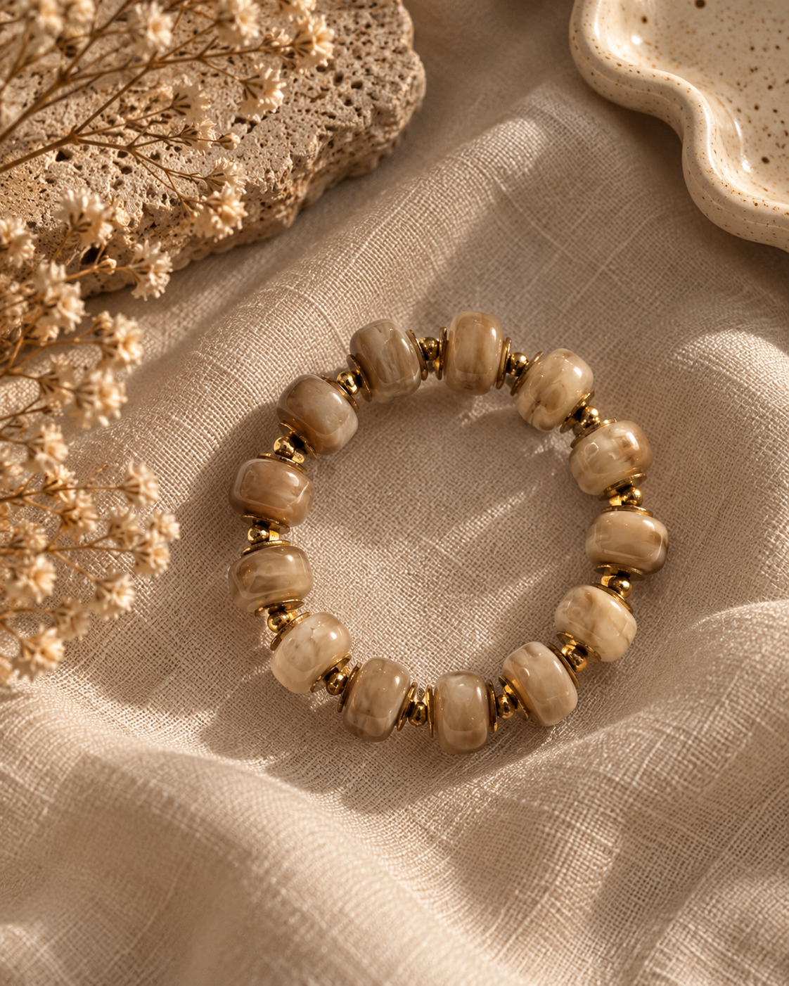 BRACELET